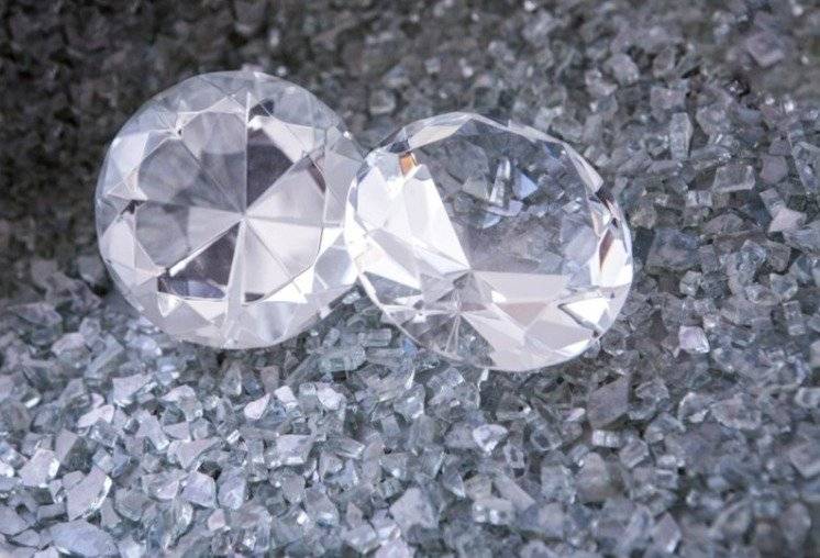 Is Rare Carat the Best Place to Compare 0.5-Carat Heart-Shaped Diamonds? Is Rare Carat the Best Place to Compare 0.5 Carat Heart Shaped Diamonds