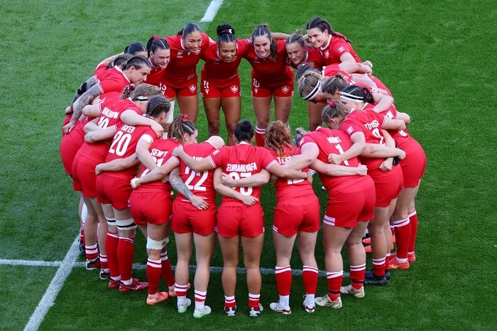 Women’s Teams—Smart, Stylish, Silly