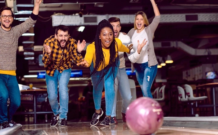 Al Bundy Bowling Team Name: Funny, Savage, and Perfect for No-Mercy Lanes al bundy bowling team name
